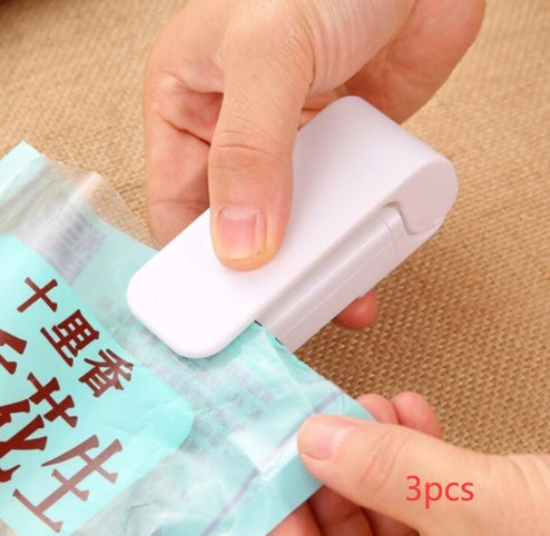 Household  portable mini snack plastic bag sealer